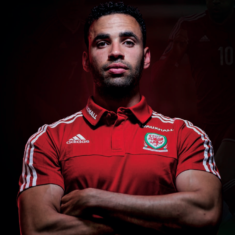 cover art for 19. Yogurt Bowls & Turmeric Shots - Food as Recovery with Thomas 'Hal' Robson-Kanu