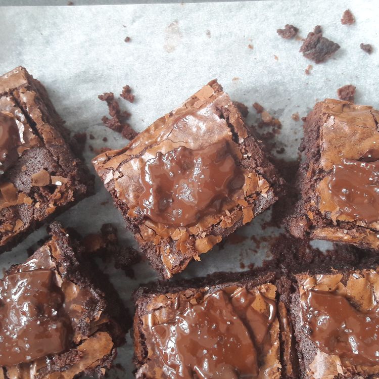 cover art for 4. Brownies - Food, Identity and Modern Family Life with Gavan Knox