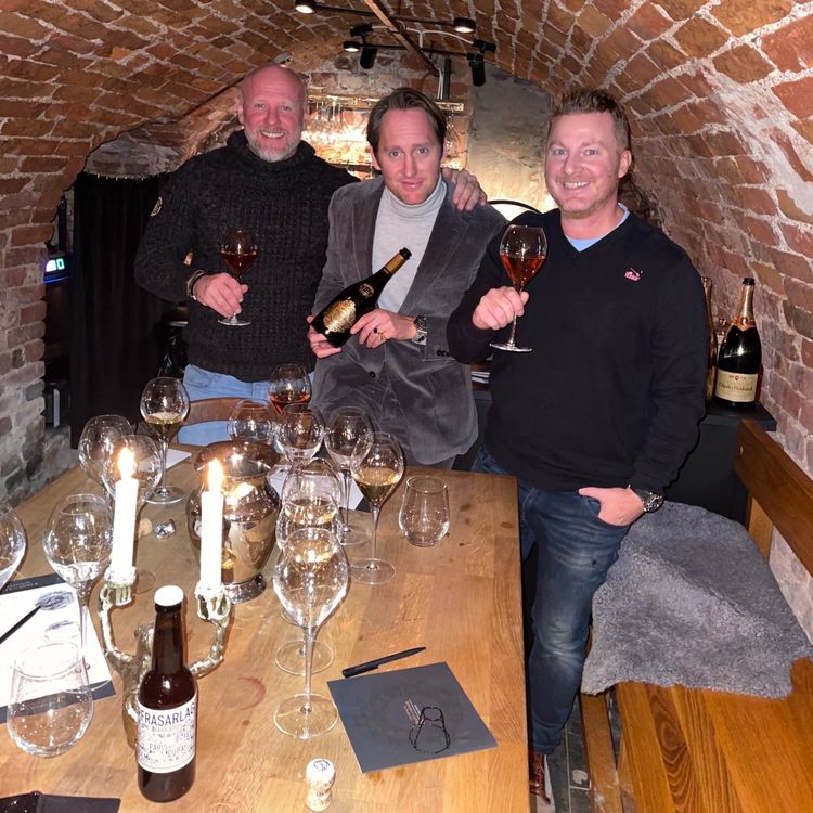 cover art for Kristofer - Han äger ett Champagnehus! 