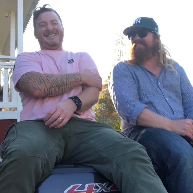 cover art for Storfräsargäst Eric Asmussen som sålde resebolaget till resebolaget och vill ut och resa