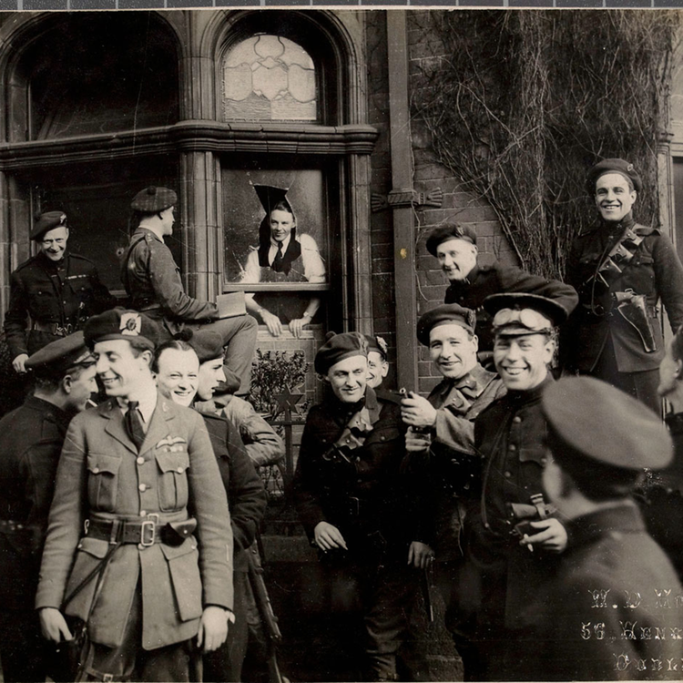 cover art for S1 EP40 – Tudor's Beasts: The Auxiliaries Arrive