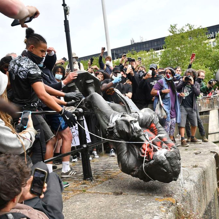 cover art for Ep:4 - 106 Black lives matters, tearing down statues and John Bolton does Trump