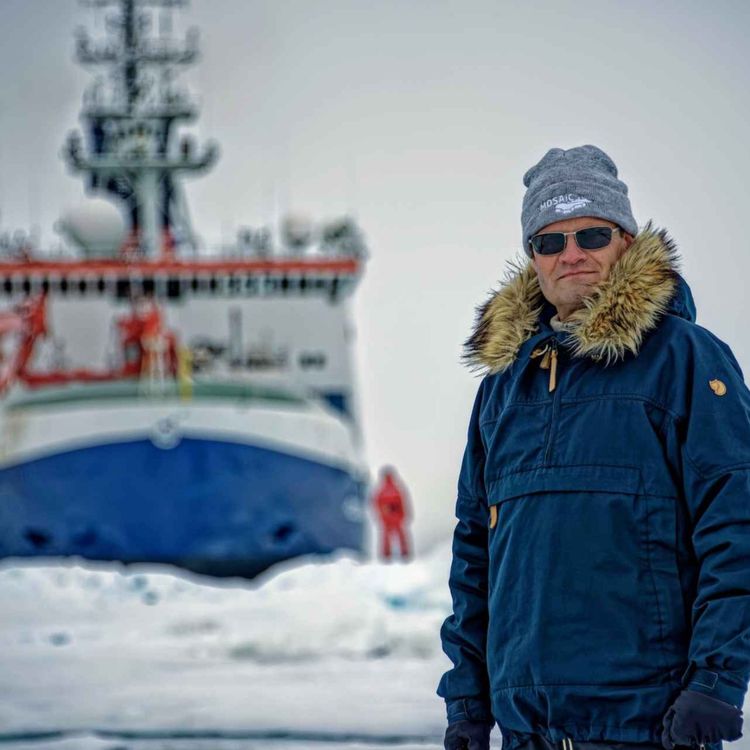 cover art for WW238: Eingefroren in der Arktis – Auf Klimaexpedition mit Prof. Dr. Markus Rex