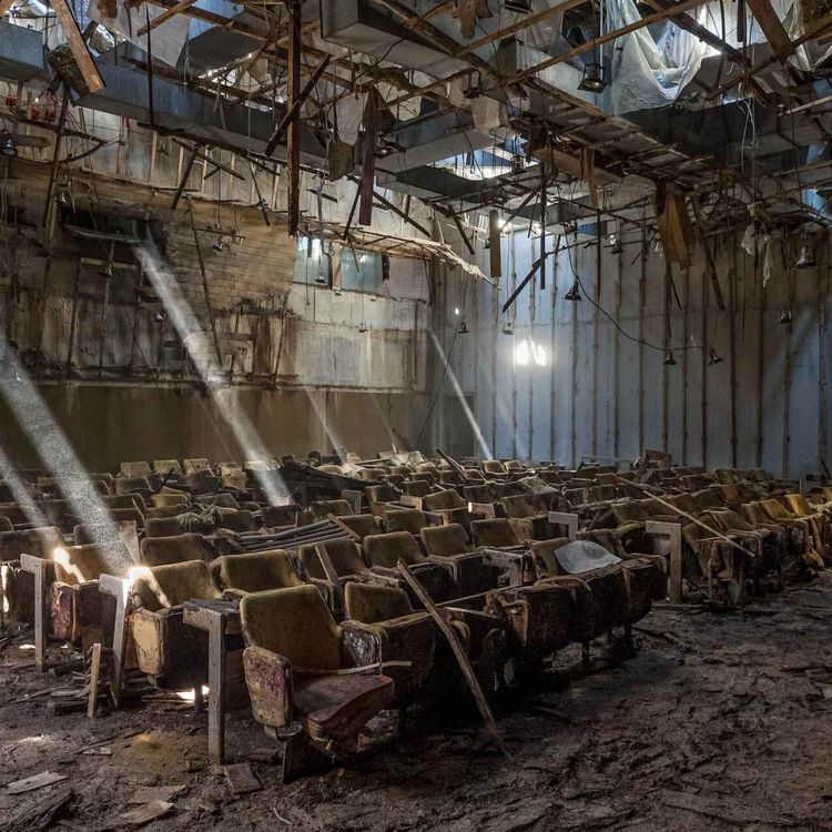 cover art for WW294: Die Magie verlassener Orte – Urban Exploring mit Marco Gasparic und Till Aufschlager