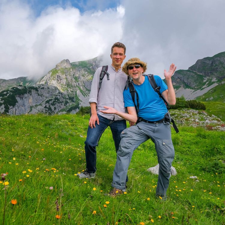 cover art for WW208: Chaos im Karwendel – André Schumacher & Erik Lorenz auf der Suche nach Sommer (Österreich 1/3)