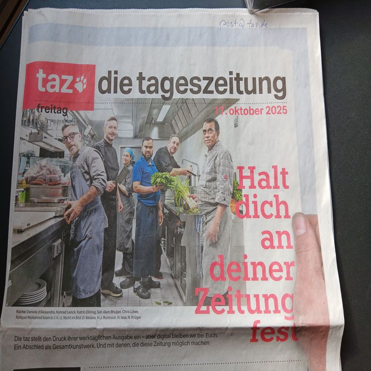 cover art for ‚Halt dich an deiner Zeitung fest‘