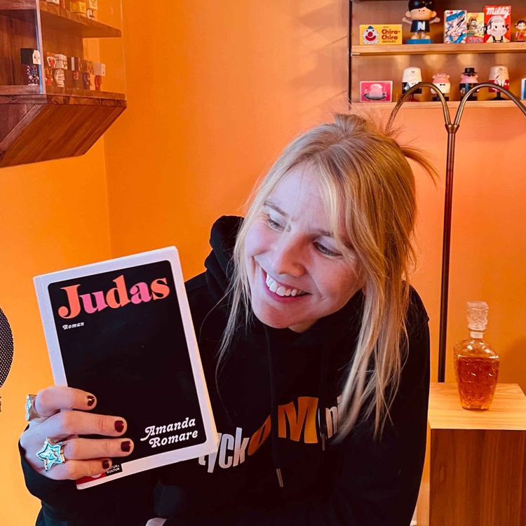 cover art for 706. Amanda Romare om hennes böcker och TV-program