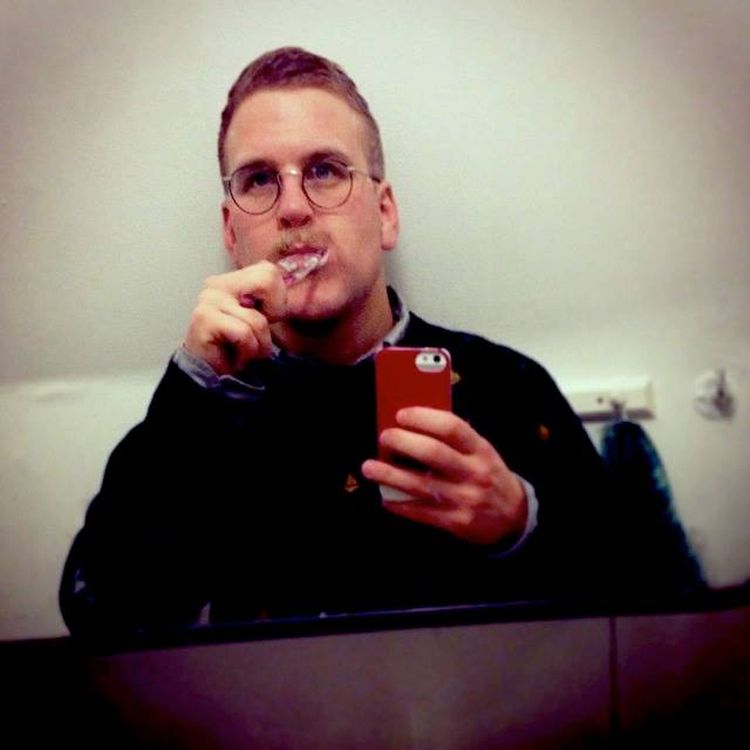 cover art for 175. Adam Svanell på hal is