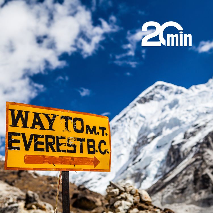 cover art for La découverte de cette chaussure relance le plus grand mystère de l'Everest