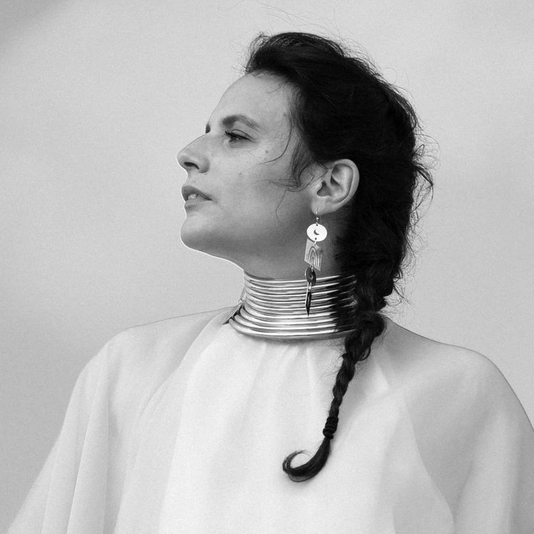 cover art for Nach - Diffusion de la série "Peau Neuve" (Ép. 2/6) : À fleur de peau