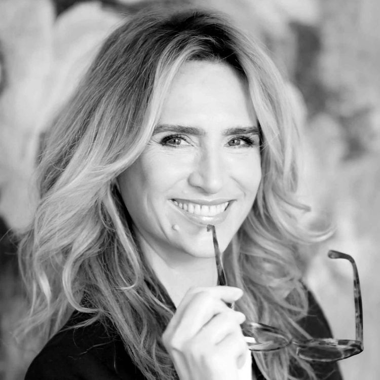 cover art for Rayonnante à 50 ans et plus : la vie est belle ! Avec Virginie Florin