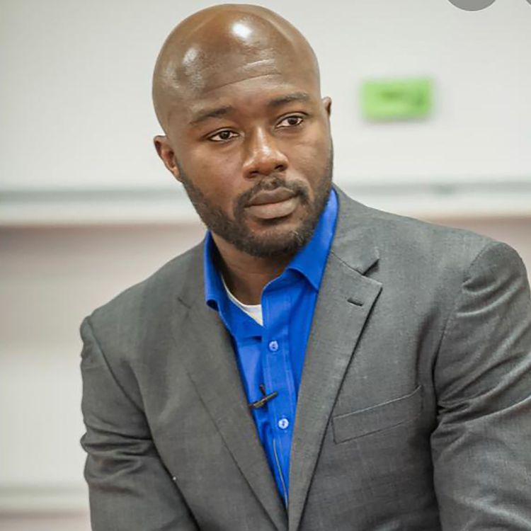 cover art for #215 Enoch Effah : Se surpasser pour évoluer !