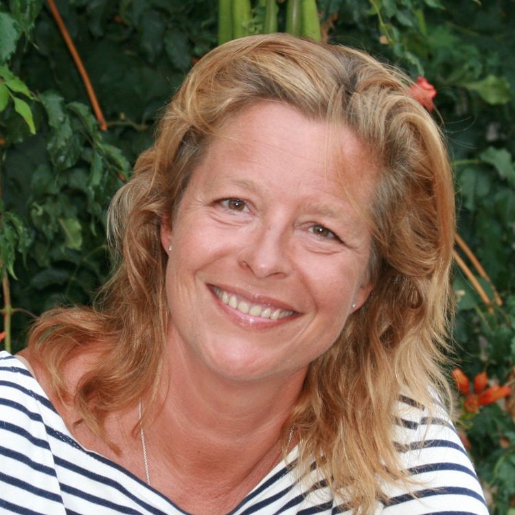 cover art for #126 Caroline Gleizes : J'arrête de vivre dans le désordre grâce au feng shui !