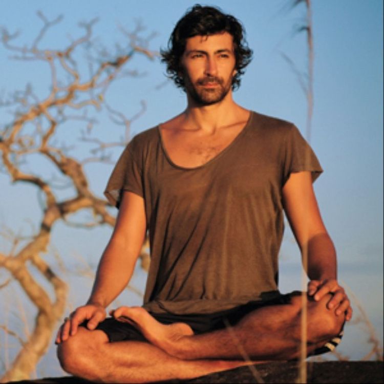 cover art for #59 Mika de Brito : Eveiller chaque jour sa conscience avec les enseignements du plus Nasty des Yogis !