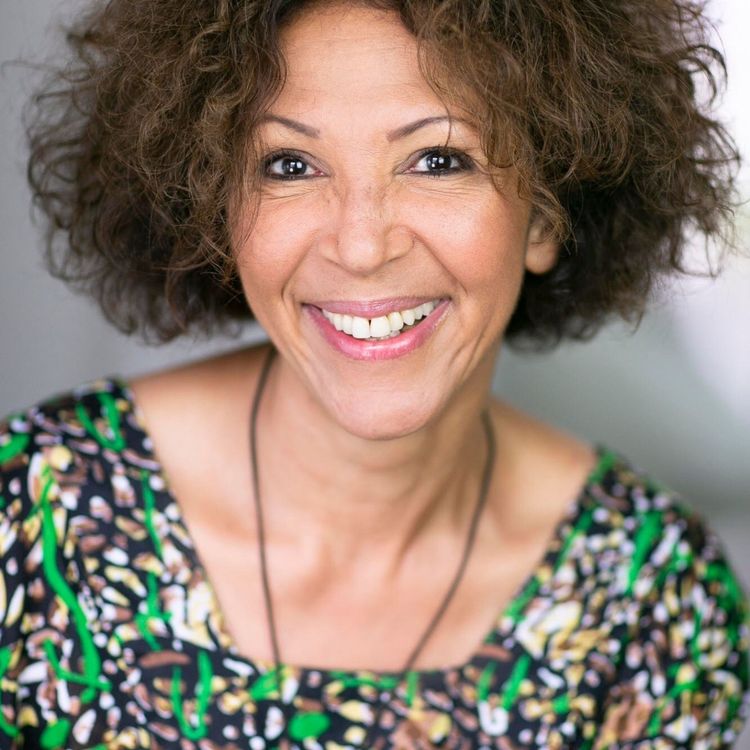 cover art for #53 Virginie Servaes : Trouver sa voix pour découvrir sa voie (son chemin)... avec une coach vocale !