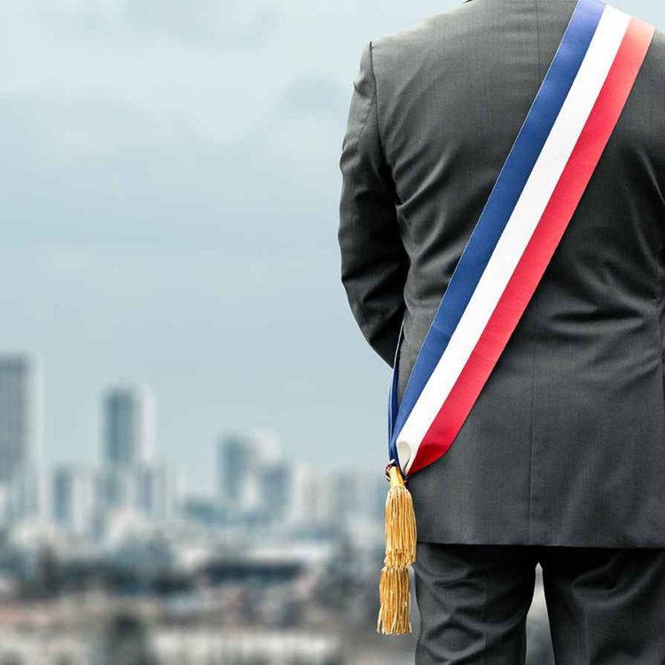 cover art for (5/5) Qui sont les maires ? Portrait, vocation et défis