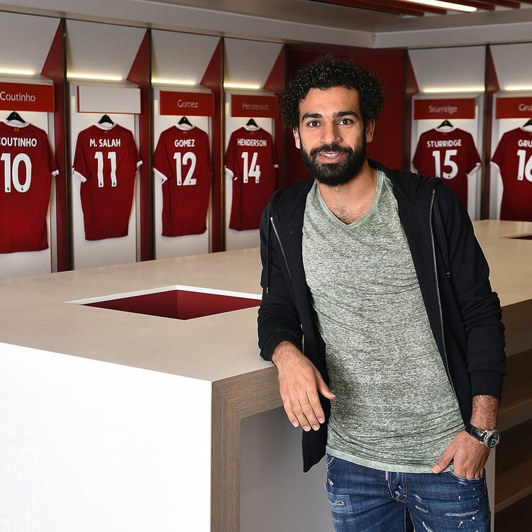 cover art for WHY AREN’T WE BUYING MORE PLAYERS | LIVERPOOL FC PODCAST