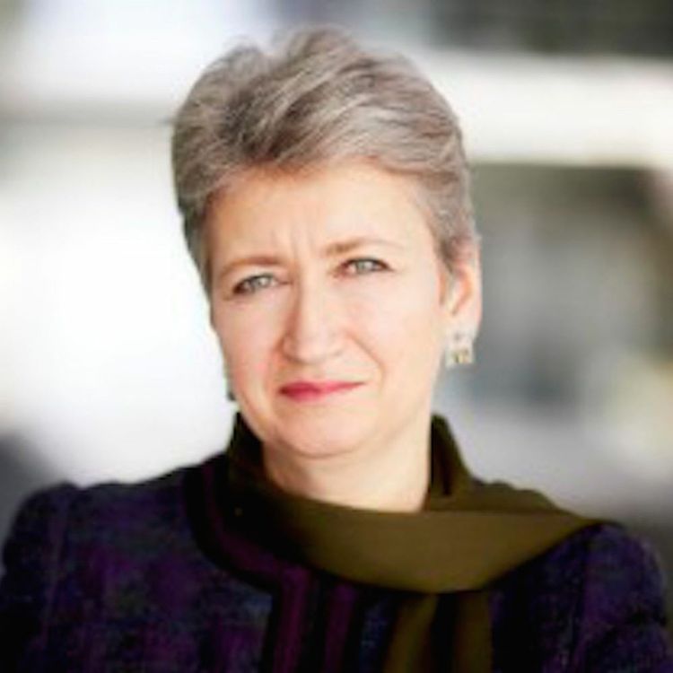 cover art for Working on the frontline - Lindsey Hilsum