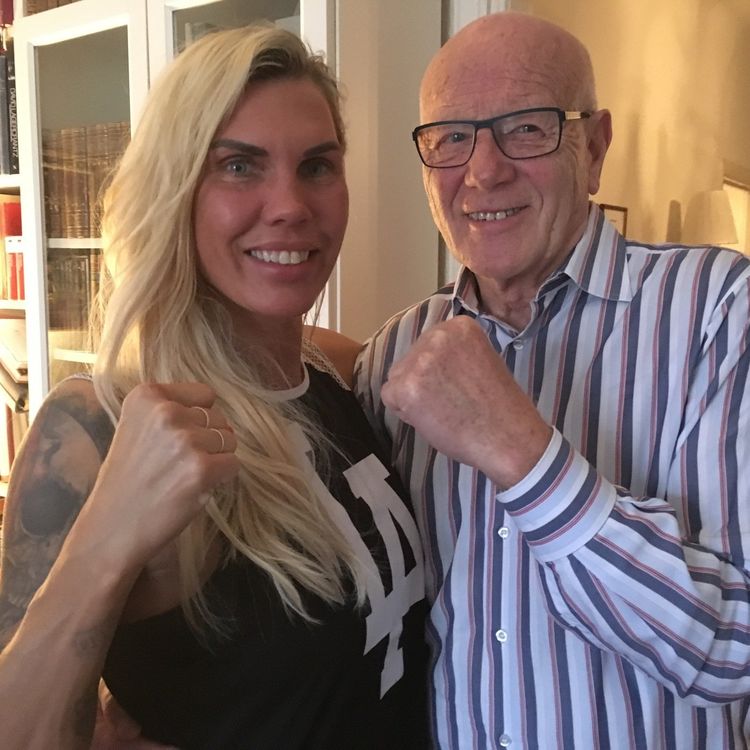 cover art for 28. Man måste va en badgirl