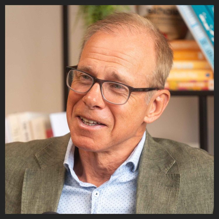 cover art for Professor shares 8 foods to lower inflammation and help you age slower | Professor Robert Thomas