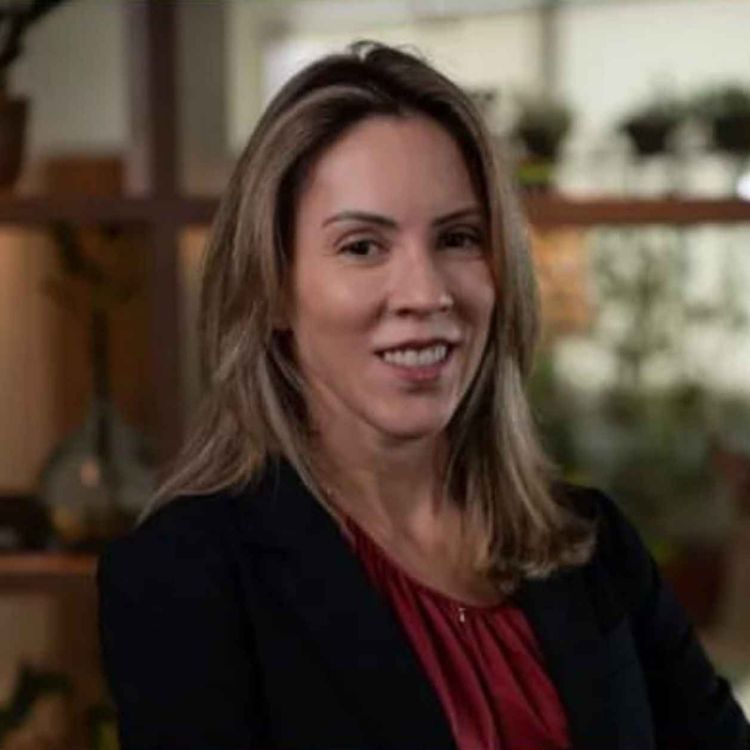 cover art for Mercado Livre de Energia, economize até 40% na sua fatura de energia | Manoela Colaço - Kroma Energia