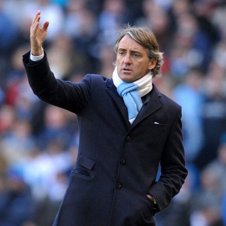 cover art for Μια ωδή στον Ρομπέρτο Μαντσίνι