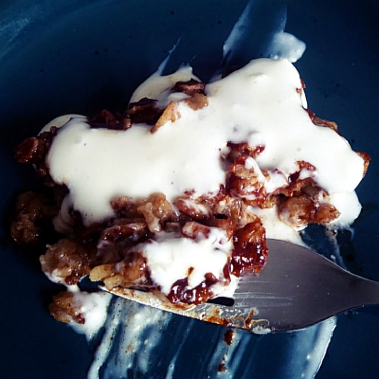 cover art for Baked Cinnamon Roll Oatmeal for New Year's Day : A Cookalong Podcast Second Helping
