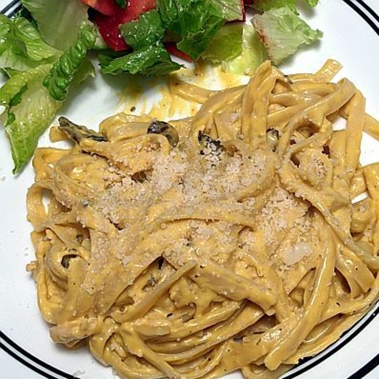 cover art for Linguine Day Idea: Pumpkin Alfredo with Chicken & Mushrooms : A Cookalong Original