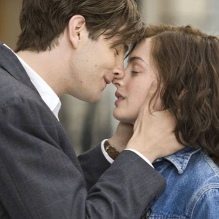 cover art for Derrière l'Écran — Comment les films d’amour nous ont-ils influencées ?