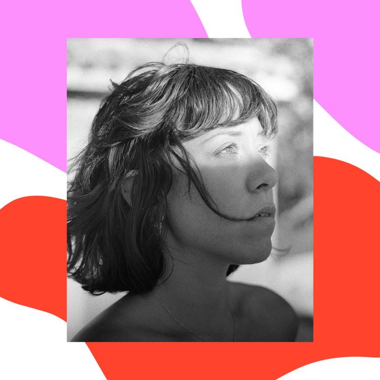 cover art for Violaine - "Les fesses, c’est l’endroit où tu prends ta place”