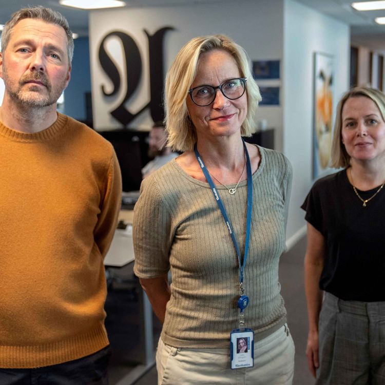 cover art for Omadressert spesial: Milliardæren og polakkene