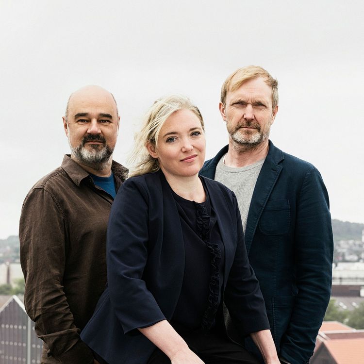 cover art for Oslo-eliten, bompengekrig, regjeringens fremtid, kultursommeren og JanO.