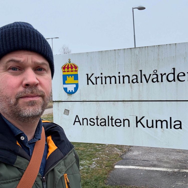 cover art for Hjälp Spår in i fängelset!