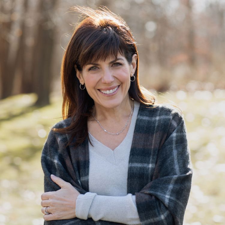 cover art for Finance Expert Jean Chatzky Suggests Travel Savings, Offers Travel Memories