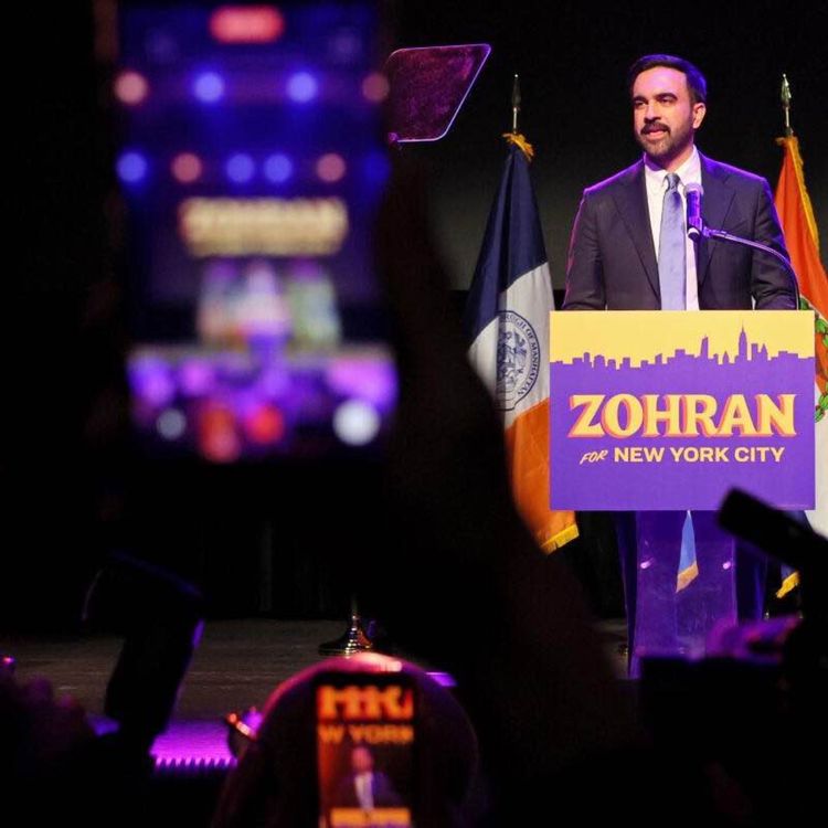 cover art for #196: Zohran Mamdani vinner, svenska kommuner motarbetar återvandring & Trump vill invadera Nigeria