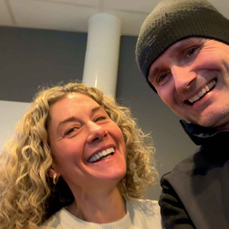 cover art for JULESPESIAL: Cecilie Skog og Eivind Eidslott