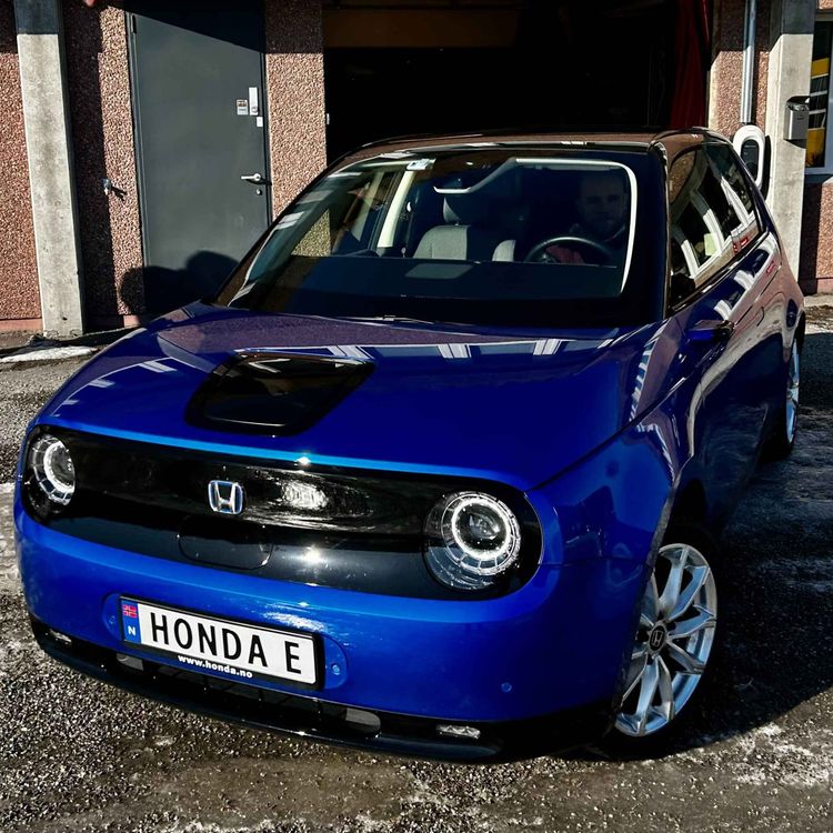 cover art for Bonus: Liten, dødssøt og altfor dyr - Honda E