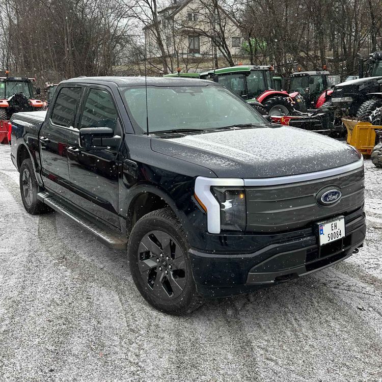 cover art for BONUS: Tøff eller teit? Vi kjører Ford F-150 Lightning