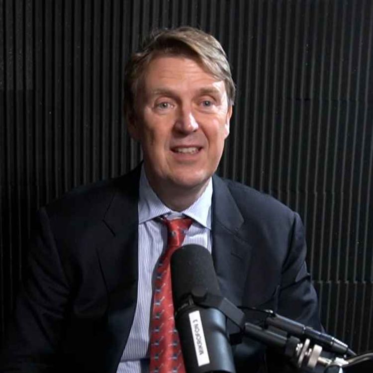 cover art for John Olaisen velger oljeselskaper fremfor oljeservice.