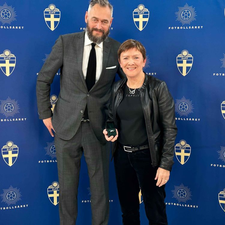 cover art for 376 - Anette Börjesson