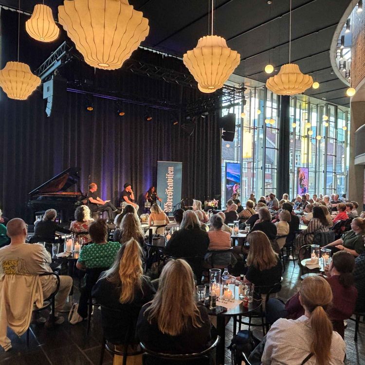 cover art for Minoriteter under press: Om hets, hat og kjærlighet