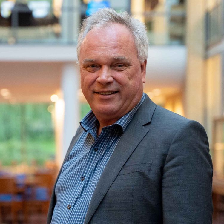 cover art for Aksjepodden: Kristians Falnes – Da skal du begynne å selge