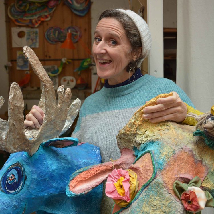 cover art for #8 - Camille Llado - Taxidermiste de chimères