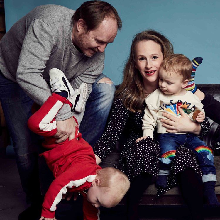 cover art for Familjen Dahl Alling