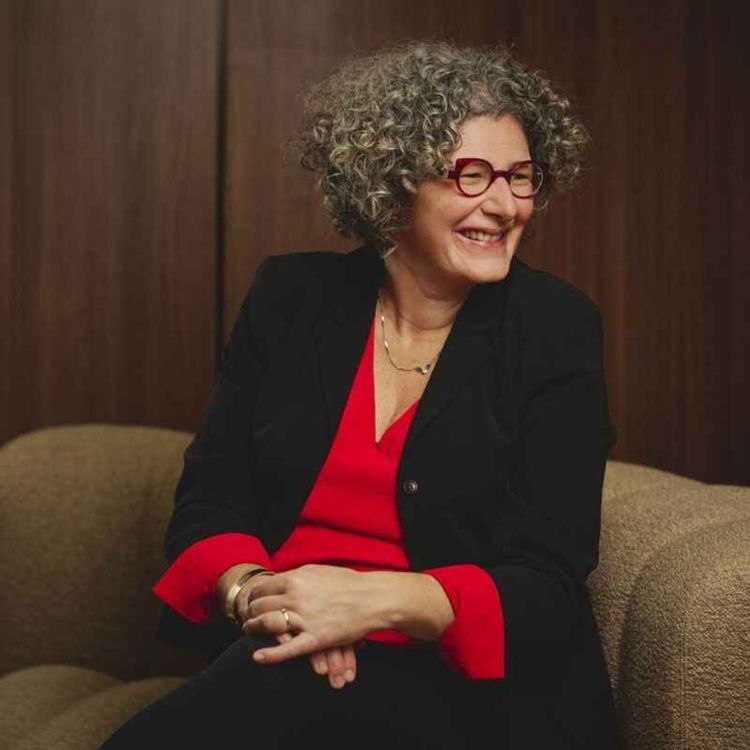 cover art for Perrine Bismuth - Associée fondatrice FrenchFood Capital Présidente ESSEC Alumni