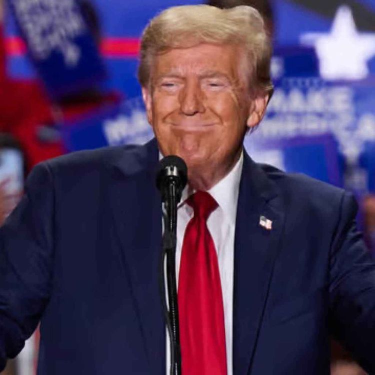 cover art for Apple rolls out Donald Trump bug fix