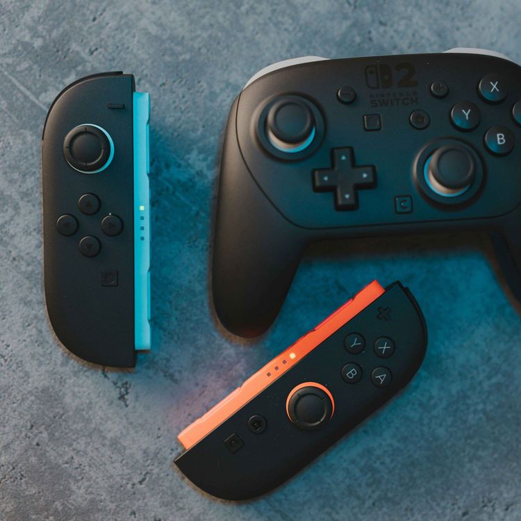 cover art for Gaming & Gadgets Round-Up 2025: Switch 2, GTA VI Delays, Steam Deck Shifts and Samsung’s Tri-Fold Flex