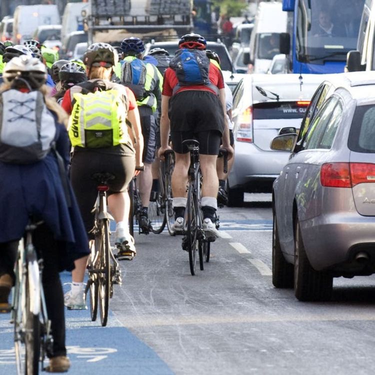 cover art for Lorry ‘blind spot’ tech to protect London cyclists delayed