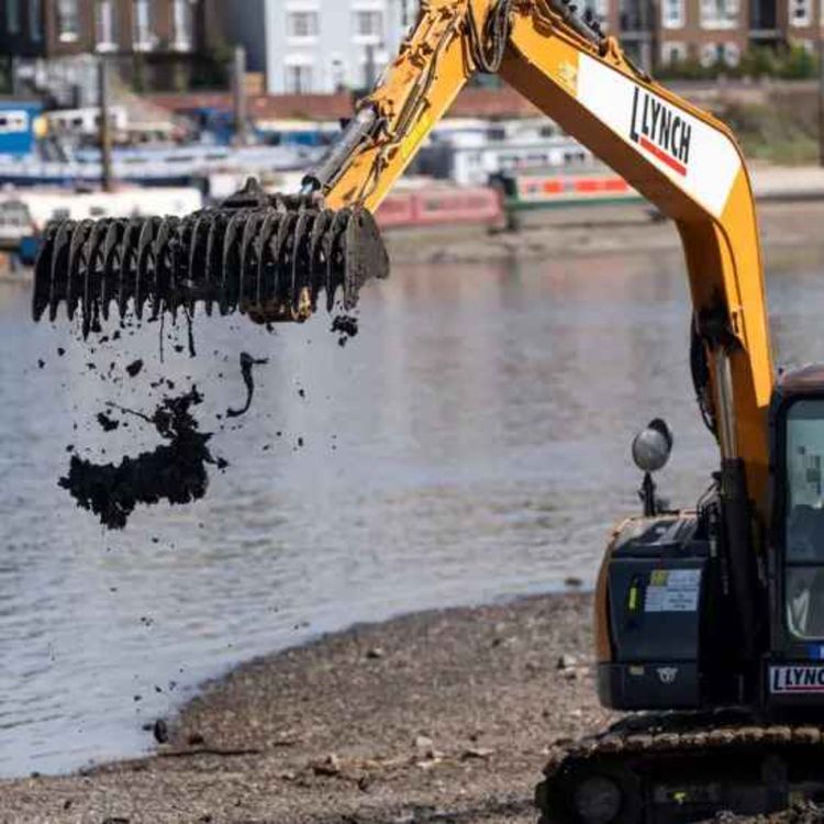 cover art for London's Wet Wipe Island: Work starts to remove congealed waste from River Thames 