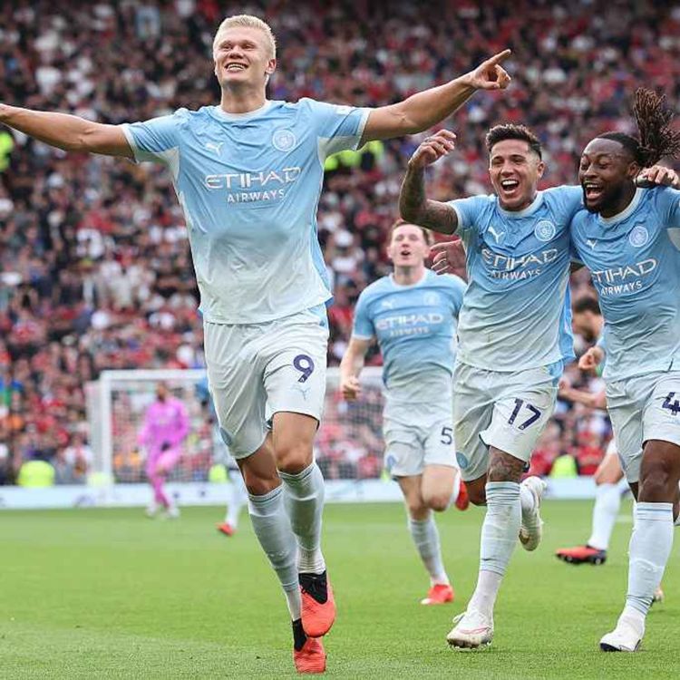 cover art for 10 Man City win the derby!